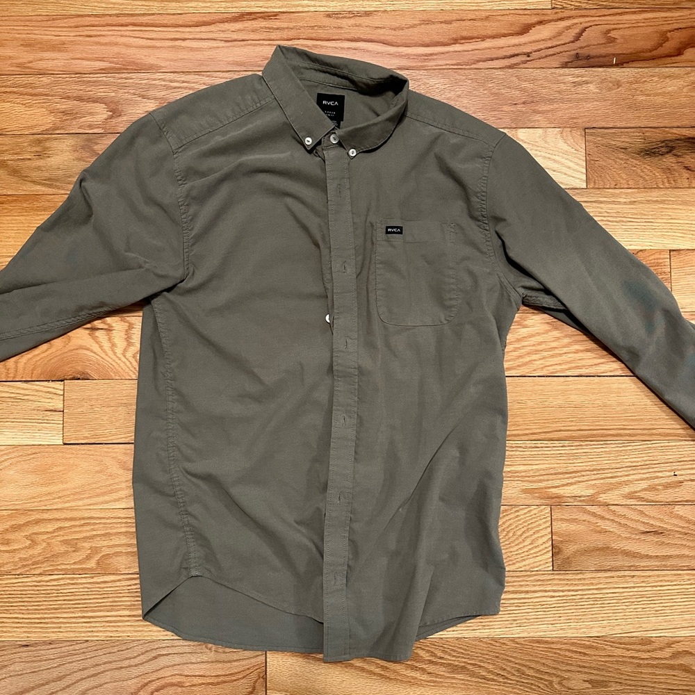 RVCA Large That’ll Do Stretch Shirt. Used Excellent Condition. Color: Green
